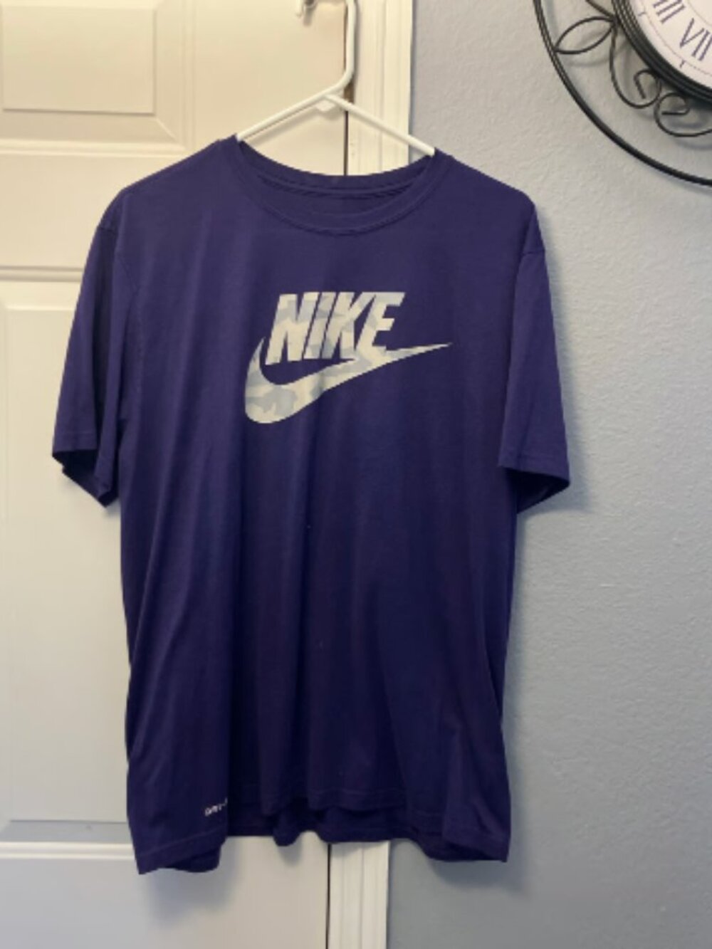 Nike Dry Fit Women’s T-shirt size XL